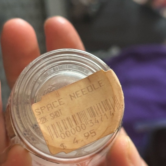 SPACE NEEDLE - SEATTLE, WASHINGTON - 22k Gold by Culver "Shot Glass" orig. - Picture 3 of 8